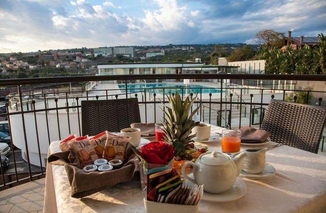 4 Spa Resort Hotel