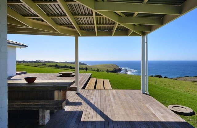 »40,000.00 Whales pass on "Humpback Highway " at Sea To Sky Farm on the Ocean