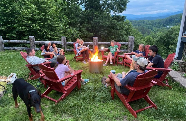40+ acres of Breathtaking views 6 minutes to Bryson City and smoky mountain RR