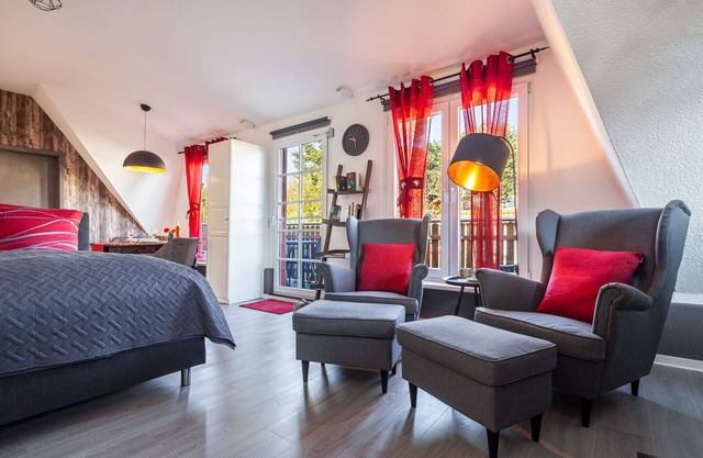 400 m to the sea, including: WLAN, SKY, parking space, linen package & 2 bicycles
