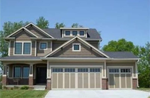 4624 Luxury family home