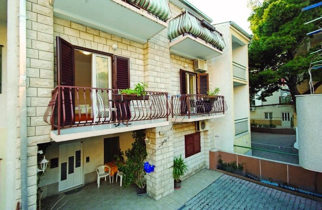 Apartments Rooms Ljubica 