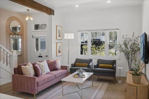 4BD Home in the Heart of Little Italy