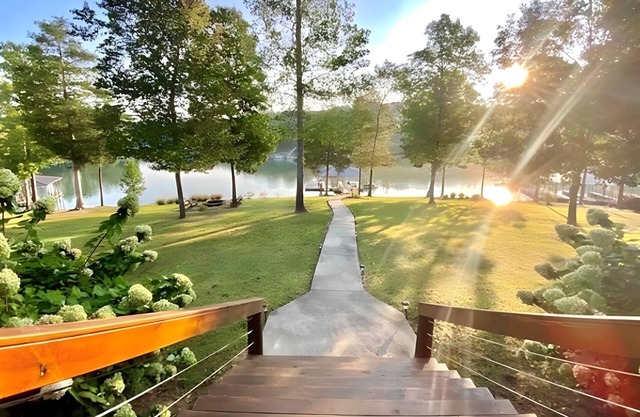 4BR Lakefront Haven | Dock, Kayaks, & Cozy Firepit