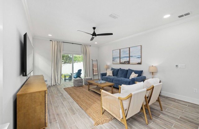 4BR New Build Walk to Beach | Good Morning Rentals