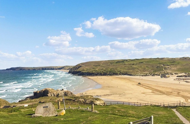 5 bedroom accommodation in Helston