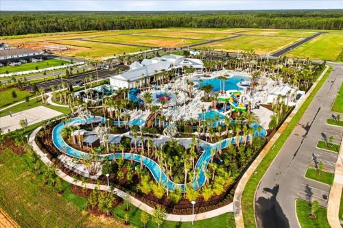 5 Bedrooms 45 Baths Windsor Cay 16146Cc