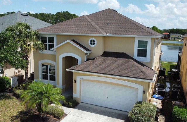 5* comfort, close to the parks & superb lake view NEW - Harry Potter room!