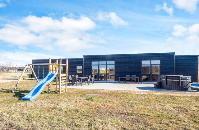 5 star holiday home in Grenaa