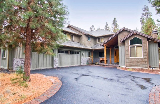 5 Virginia Rail Lane | 5 BR / 6 BA, Sleeps 12