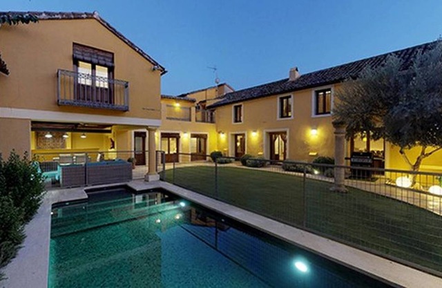 500 m² Villa ∙ 6 bedrooms ∙ 12 guests