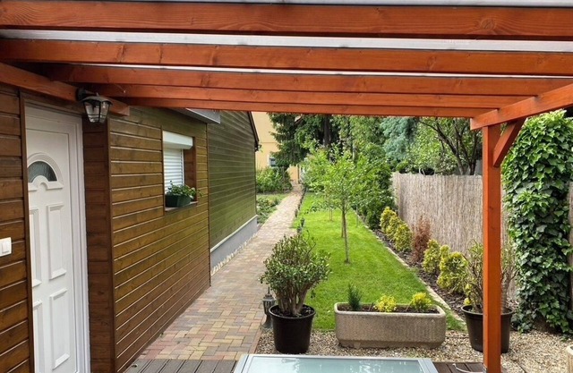 55m2 house with terrace near the heart of Budapest, ideal for relaxing