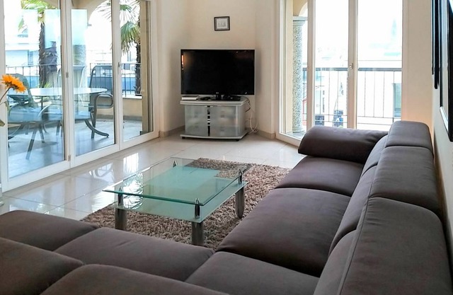 56 m² Apartment ∙ 2 bedrooms ∙ 4 guests