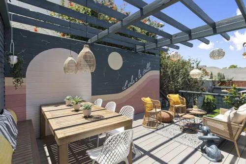 5BD Home with outdoor space in Little Italy