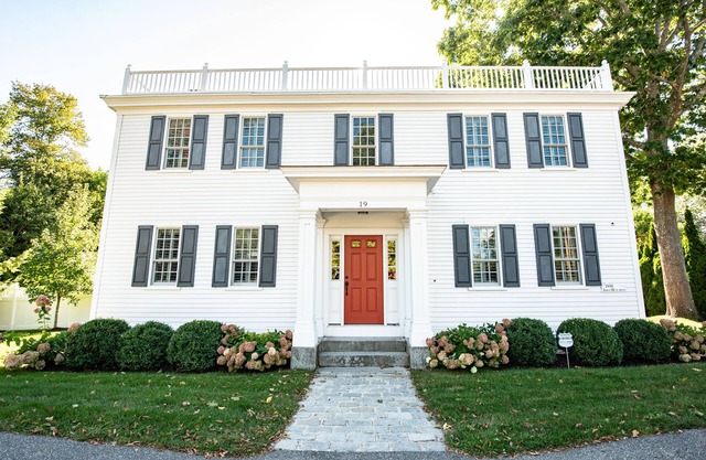 6 Bedroom 6.5 Baths Heated In-ground Pool Located in Dock Square!