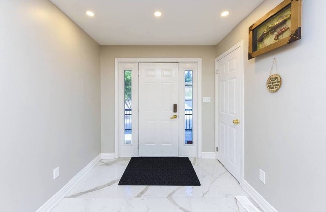 6-bedroom house in enchanting Caledon Village with WiFi, AC, fitness equipment