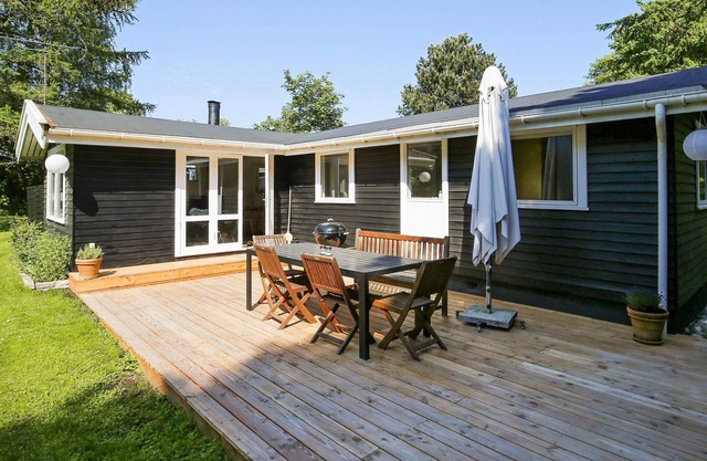 6 person holiday home in Gilleleje-By Traum