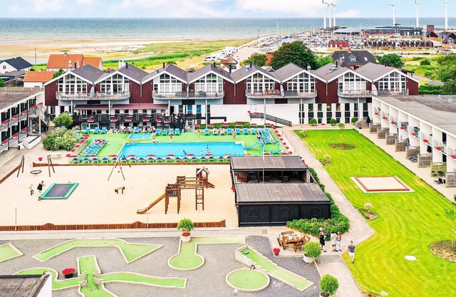 6 person holiday home in Glesborg