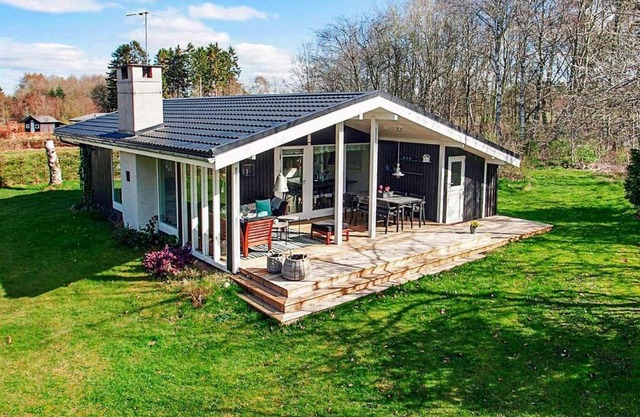 6 person holiday home in F rvang