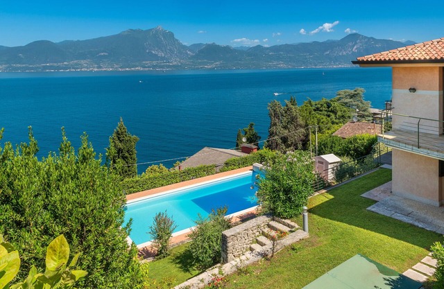 601A Panoramic Villa Clementina