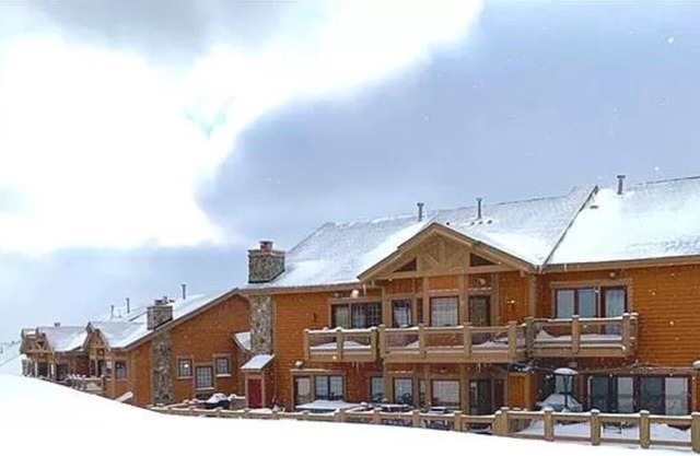 7 Springs - Private Southwind Townhome - Prime Location