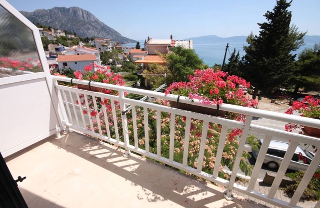 71 m² Apartment ∙ 3 bedrooms ∙ 6 guests