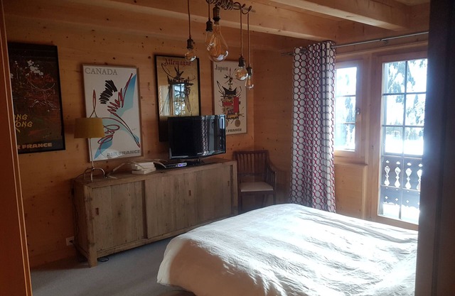 8-9 person apartment