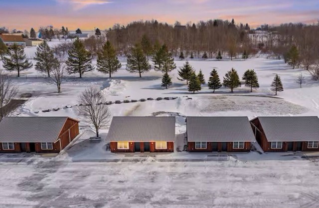 8 Boutique Suites, Perfect for Groups & Events