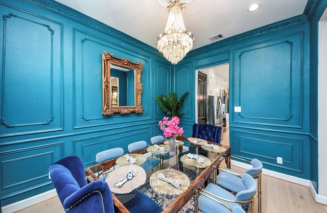 8 minutes to Downtown! 5BR New Build w/HotTub, Gazebo & Game Lounge w/PoolTable