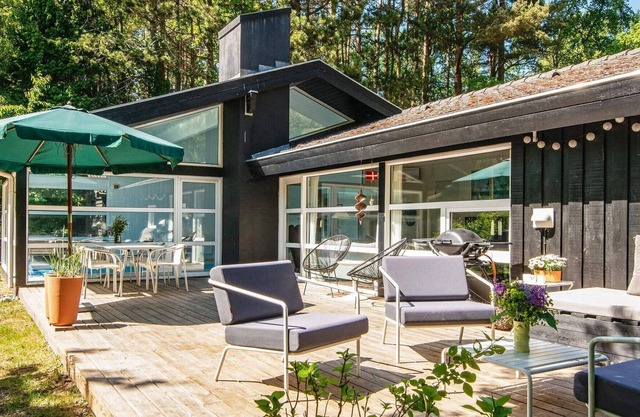 8 person holiday home in Ebeltoft