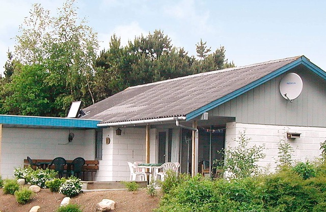 8 person holiday home in Spøttrup