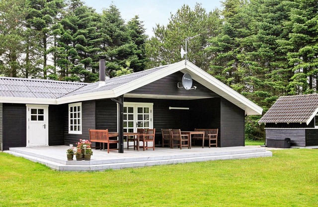 8 person holiday home in Højslev