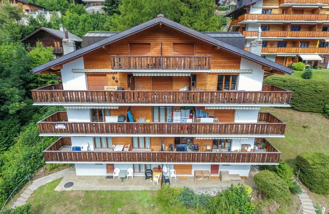 83 m² Apartment ∙ 3 bedrooms ∙ 6 guests