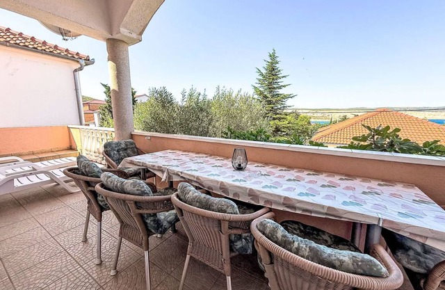 85 m² Apartment ∙ 3 bedrooms ∙ 6 guests