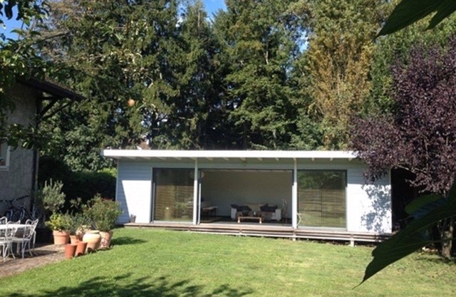 A BEAUTIFUL INDEPENDENT LOFT (50m2) IN A GARDEN (for 2 people)