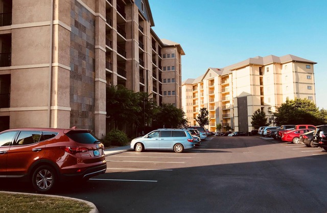 A+ CONDO AWESOME LOCATION