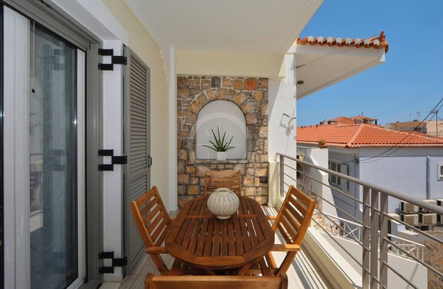 A contemporary inn situated in the center of Ermioni