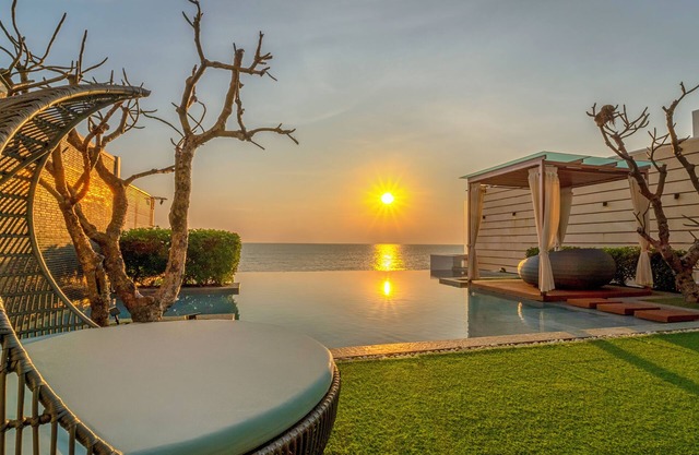 A Dream Hua Hin - Beachfront Retreat
