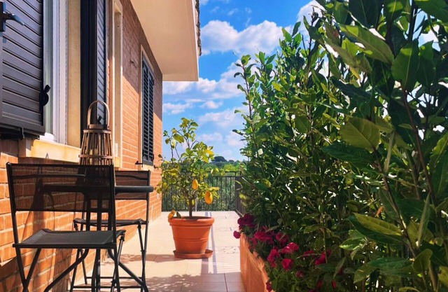 A few km from Polignano a mare, portion of villa surrounded by greenery and relaxation