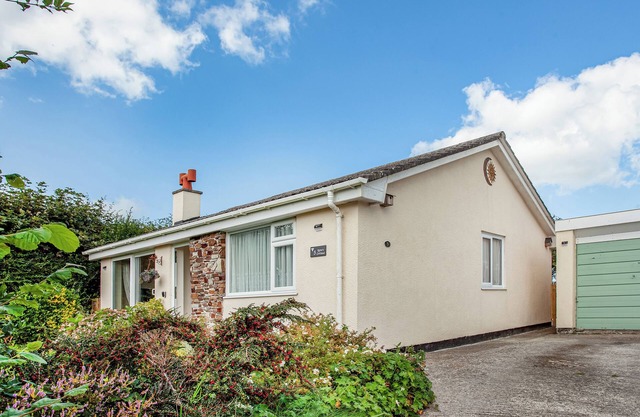 A great, three-bedroom bungalow, with front and back gardens.