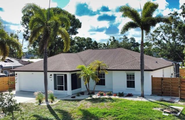 A Hidden Treasure - Minutes Away from Beach w/Pool