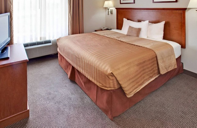 A Luxurious Haven for Sweet & Lovely Couples