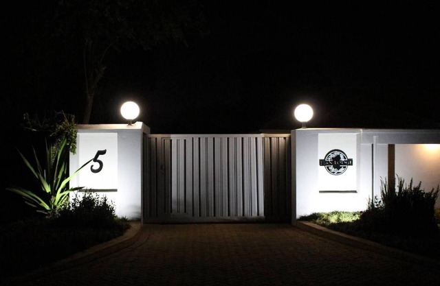 A Pristine B B Located in the Peaceful Suburb of Belvedere Harare - 2007