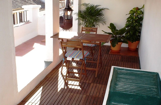 A Romantic Getaway, traditionally restored in the Heart of Ronda!