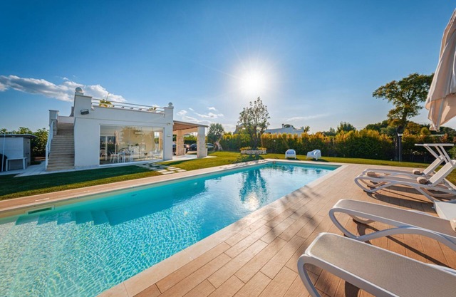 A unique experience between sea, sun, and relaxation - Villa Losciale 114