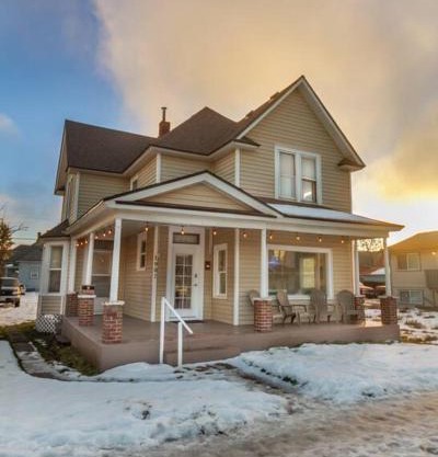 A Very Unique Quirky and Comfortable Home