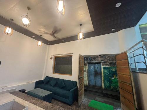 Aangan paying guest house