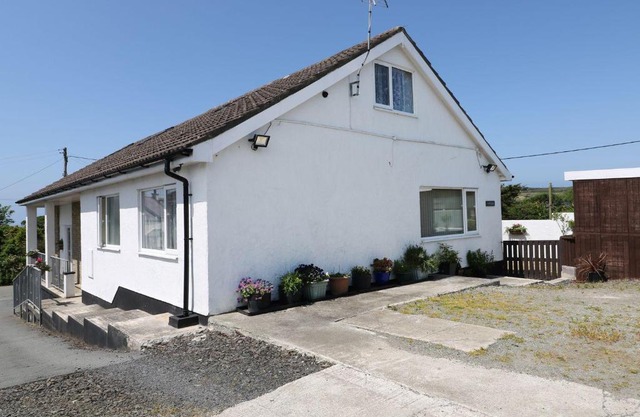 Abersant Cottage, Holyhead