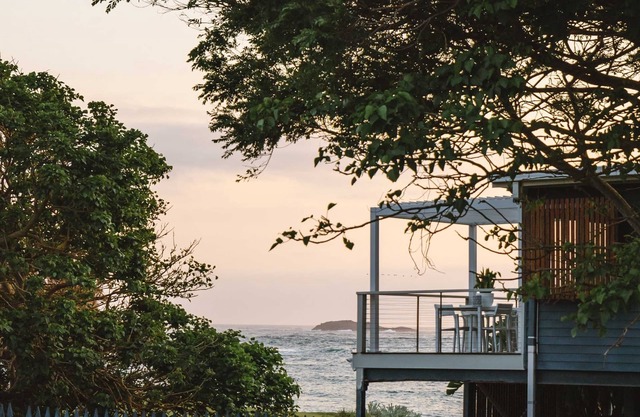 Absolute beach front holiday house in Malua Bay