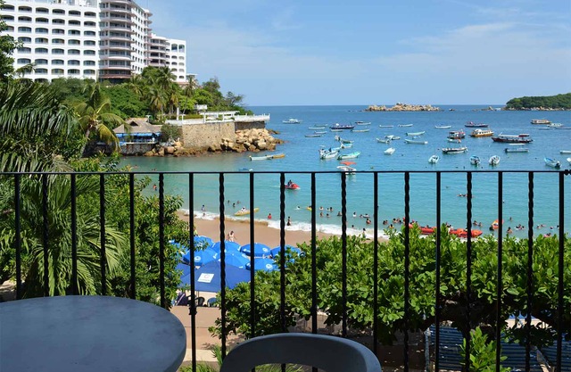 Acamar Beach Resort Acapulco